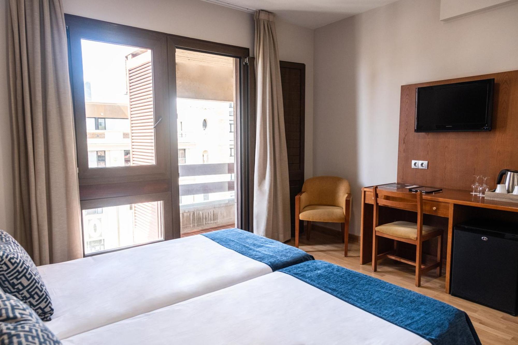Hotel Adonis Plaza Санта-Крус-де-Тенеріфе Екстер'єр фото